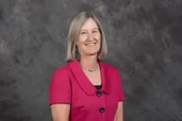 headshot of Kelly Pearce